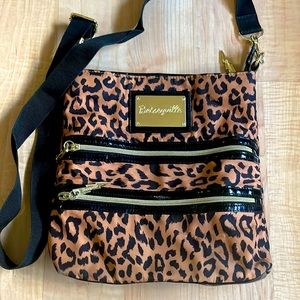 Betsey Johnson Betseyville leopard purse